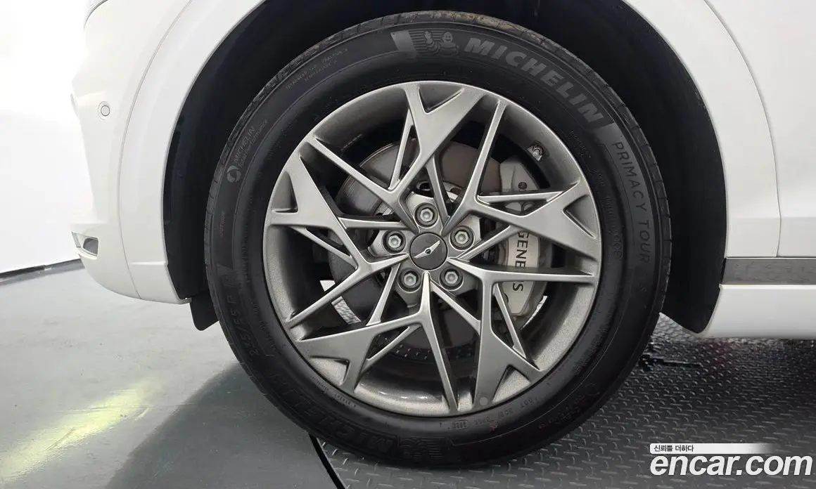 Genesis GV70 2023 2.5 автомат (гидро), фото 5 Genesis GV70 2023 2.5 автомат (гидро), фото 5