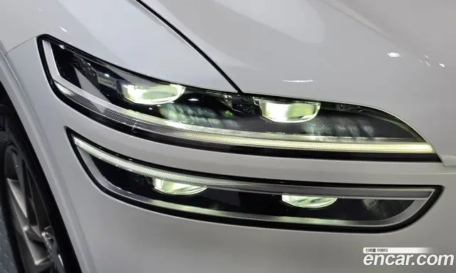 Genesis GV70 2023 2.5 автомат (гидро), миниатюра 8 Genesis GV70 2023 2.5 автомат (гидро), миниатюра 8