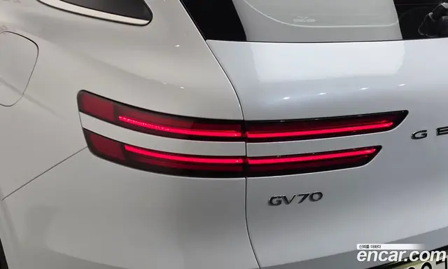 Genesis GV70 2023 2.5 автомат (гидро), миниатюра 9 Genesis GV70 2023 2.5 автомат (гидро), миниатюра 9