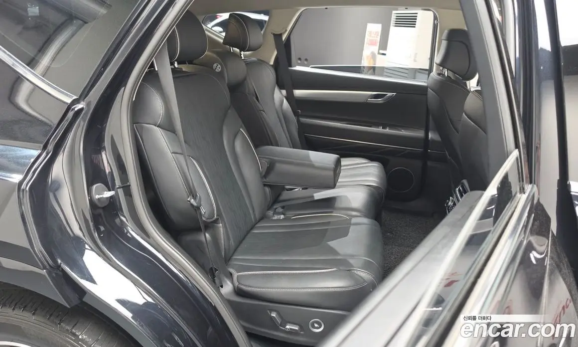 Genesis GV80 2021 2.5 автомат (гидро), фото 18 Genesis GV80 2021 2.5 автомат (гидро), фото 18