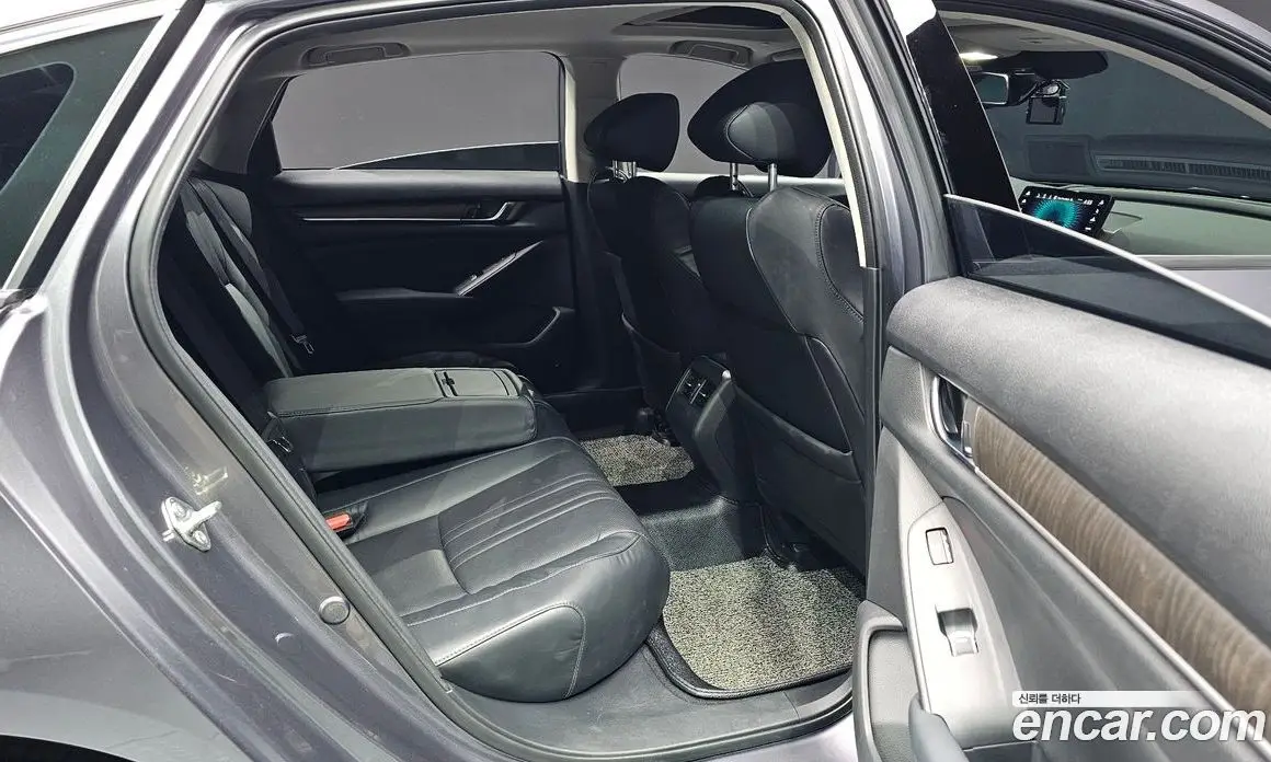 Honda Accord 2018 2.0 автомат (гидро), фото 17 Honda Accord 2018 2.0 автомат (гидро), фото 17