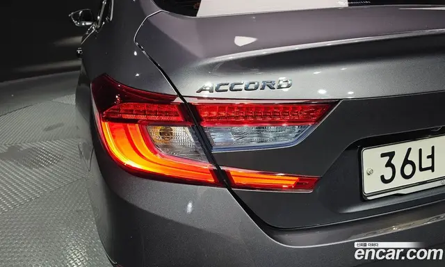 Honda Accord 2018 2.0 автомат (гидро), миниатюра 9 Honda Accord 2018 2.0 автомат (гидро), миниатюра 9