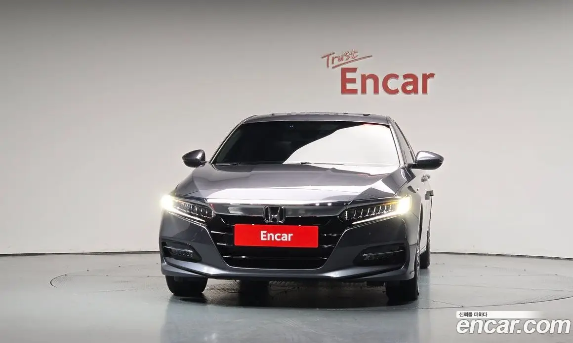 Honda Accord 2018 2.0 автомат (гидро), фото 2 Honda Accord 2018 2.0 автомат (гидро), фото 2