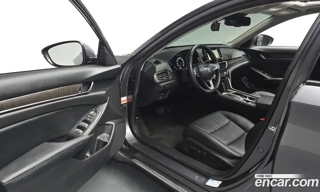 Honda Accord 2018 2.0 автомат (гидро), миниатюра 12