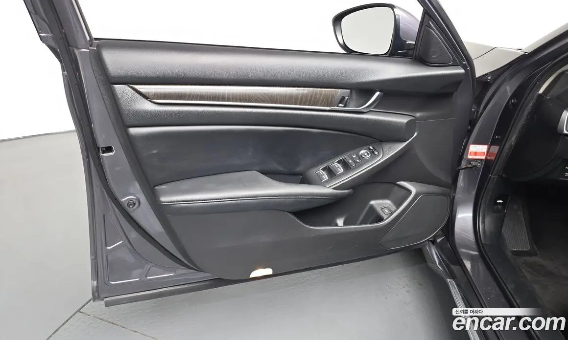 Honda Accord 2018 2.0 автомат (гидро), фото 13 Honda Accord 2018 2.0 автомат (гидро), фото 13