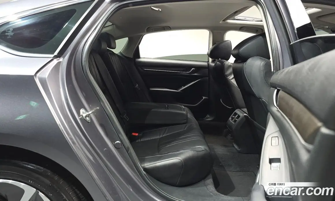 Honda Accord 2018 2.0 автомат (гидро), фото 17 Honda Accord 2018 2.0 автомат (гидро), фото 17