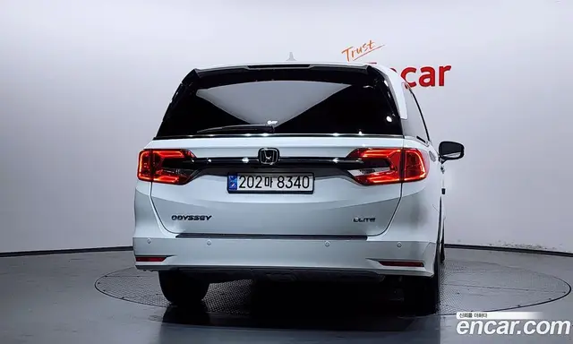 Honda Odyssey 2022 3.5 автомат (гидро), миниатюра 4