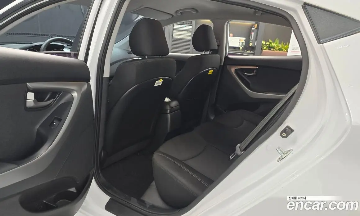 Hyundai Avante 2014 1.6 автомат (гидро), фото 16 Hyundai Avante 2014 1.6 автомат (гидро), фото 16