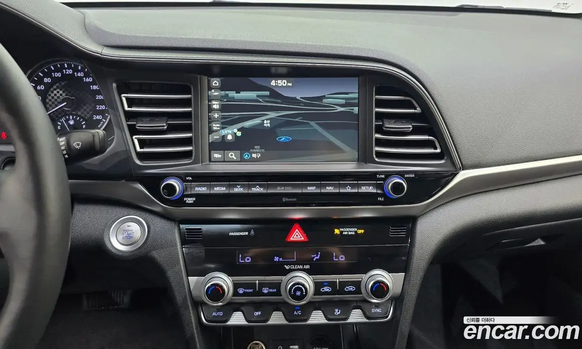 Hyundai Avante 2019 1.6 автомат (гидро), фото 20