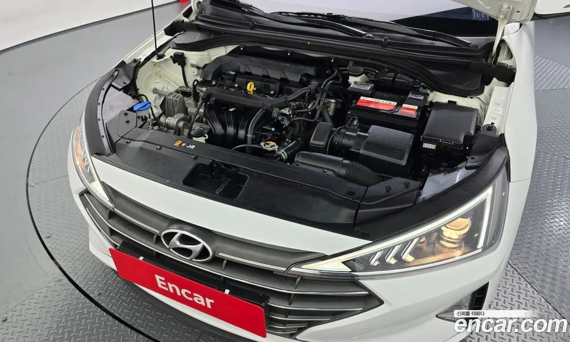Hyundai Avante 2019 1.6 автомат (гидро), фото 6