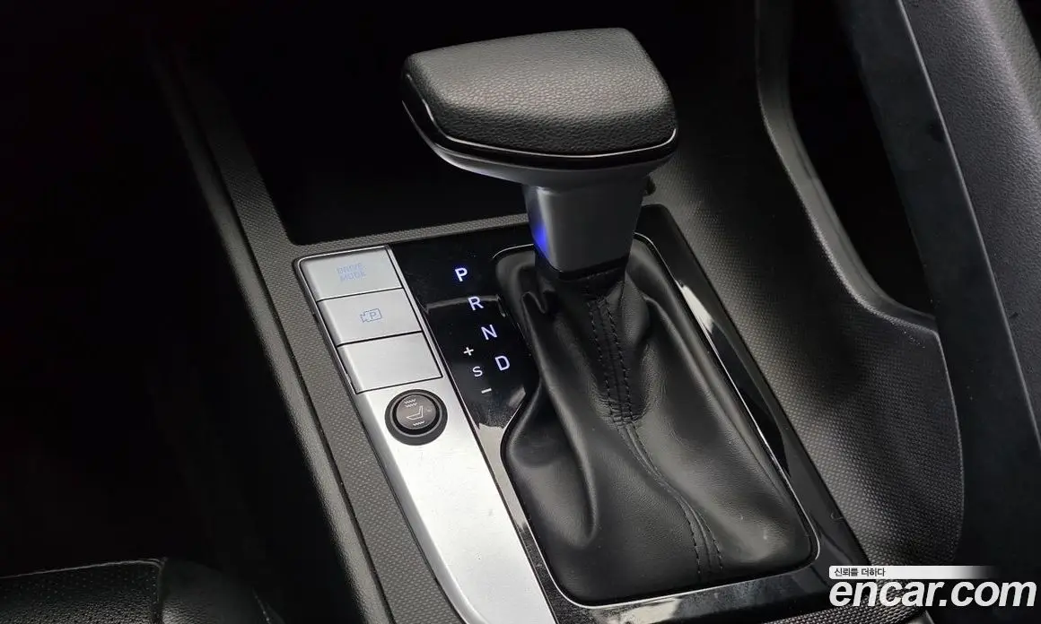 Hyundai Avante 2021 1.6 автомат (гидро), фото 12