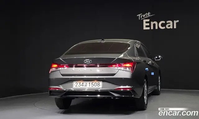 Hyundai Avante 2021 1.6 автомат (гидро), миниатюра 4