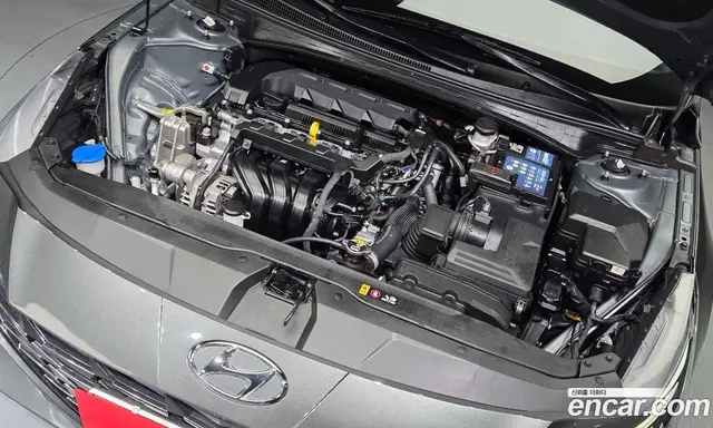 Hyundai Avante 2021 1.6 автомат (гидро), миниатюра 6