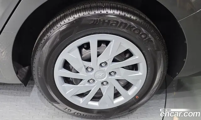Hyundai Avante 2021 1.6 автомат (гидро), миниатюра 7