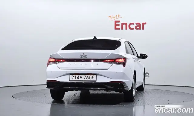 Hyundai Avante 2022 1.6 автомат (гидро), миниатюра 4