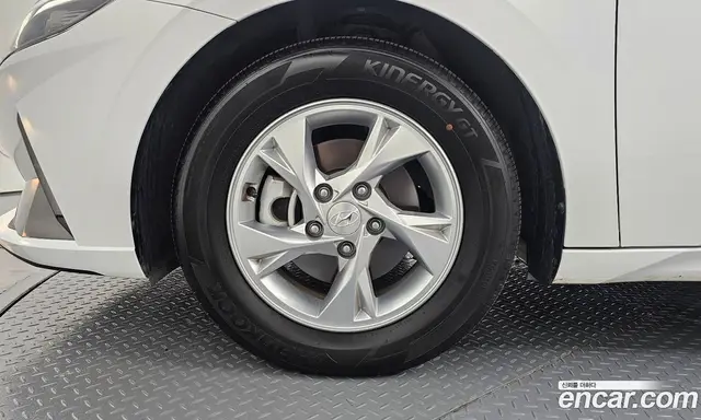 Hyundai Avante 2022 1.6 автомат (гидро), миниатюра 5