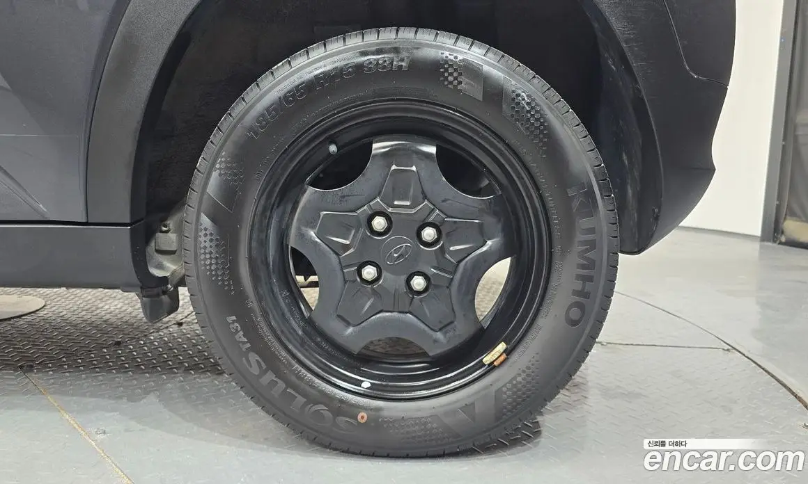 Hyundai Casper 2024 1.0 автомат (гидро), фото 6
