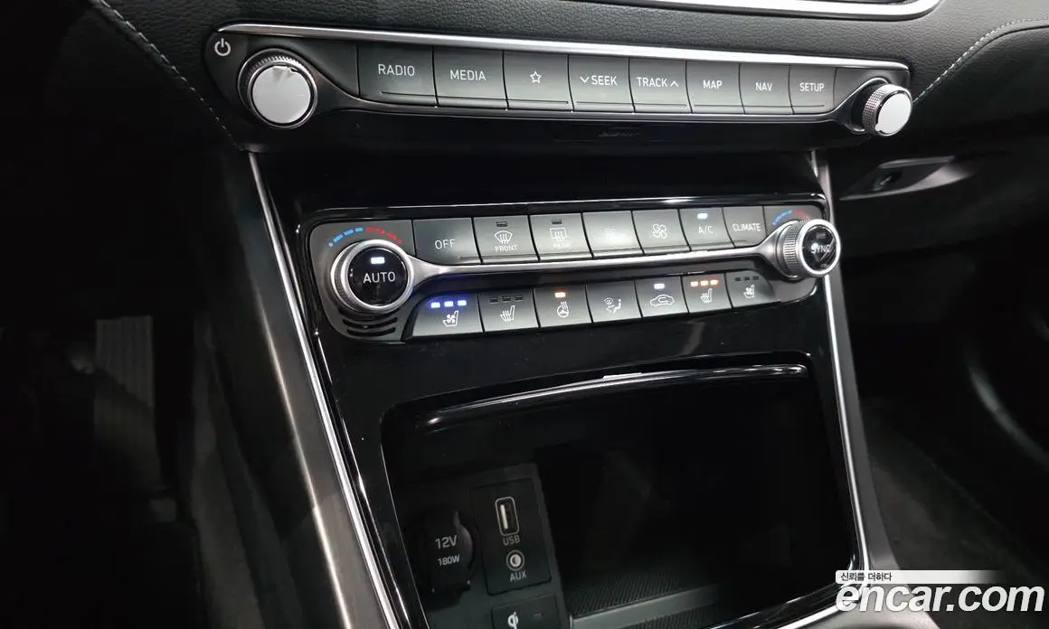 Hyundai Grandeur 2018 3.0 автомат (гидро), фото 16 Hyundai Grandeur 2018 3.0 автомат (гидро), фото 16