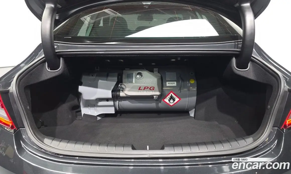 Hyundai Grandeur 2018 3.0 автомат (гидро), фото 20 Hyundai Grandeur 2018 3.0 автомат (гидро), фото 20