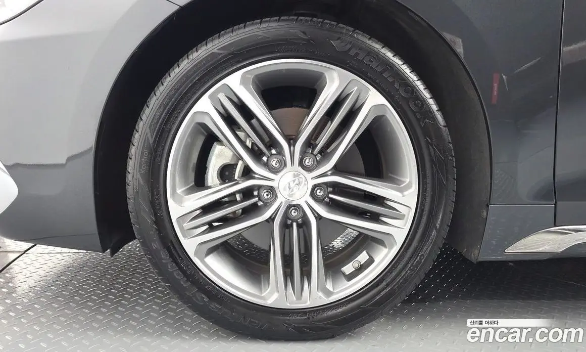 Hyundai Grandeur 2018 3.0 автомат (гидро), фото 5 Hyundai Grandeur 2018 3.0 автомат (гидро), фото 5