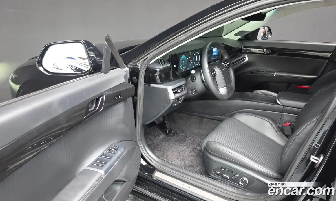 Hyundai Grandeur 2023 3.5 автомат (гидро), фото 13