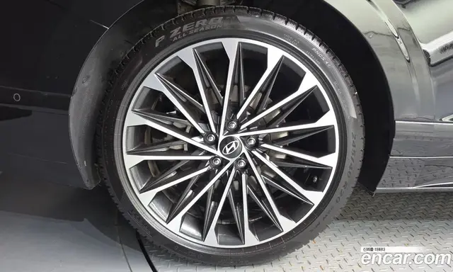 Hyundai Grandeur 2023 3.5 автомат (гидро), миниатюра 5