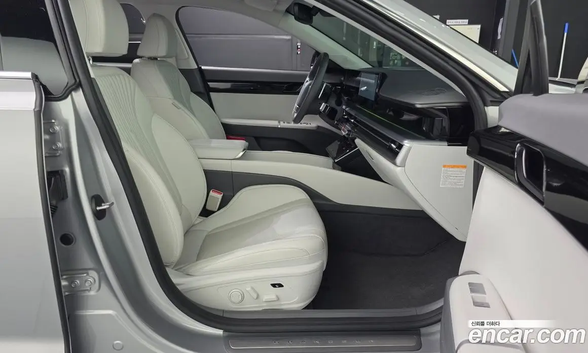 Hyundai Grandeur 2024 1.6 автомат (гидро), фото 17