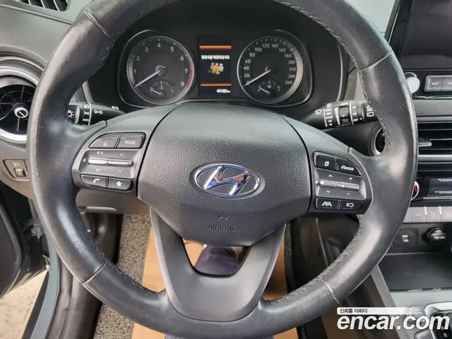 Hyundai Kona 2020 1.6 автомат (гидро), миниатюра 11