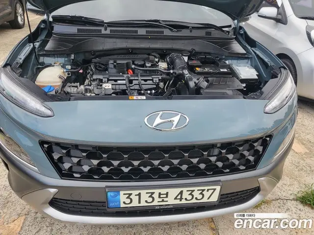 Hyundai Kona 2020 1.6 автомат (гидро), миниатюра 3