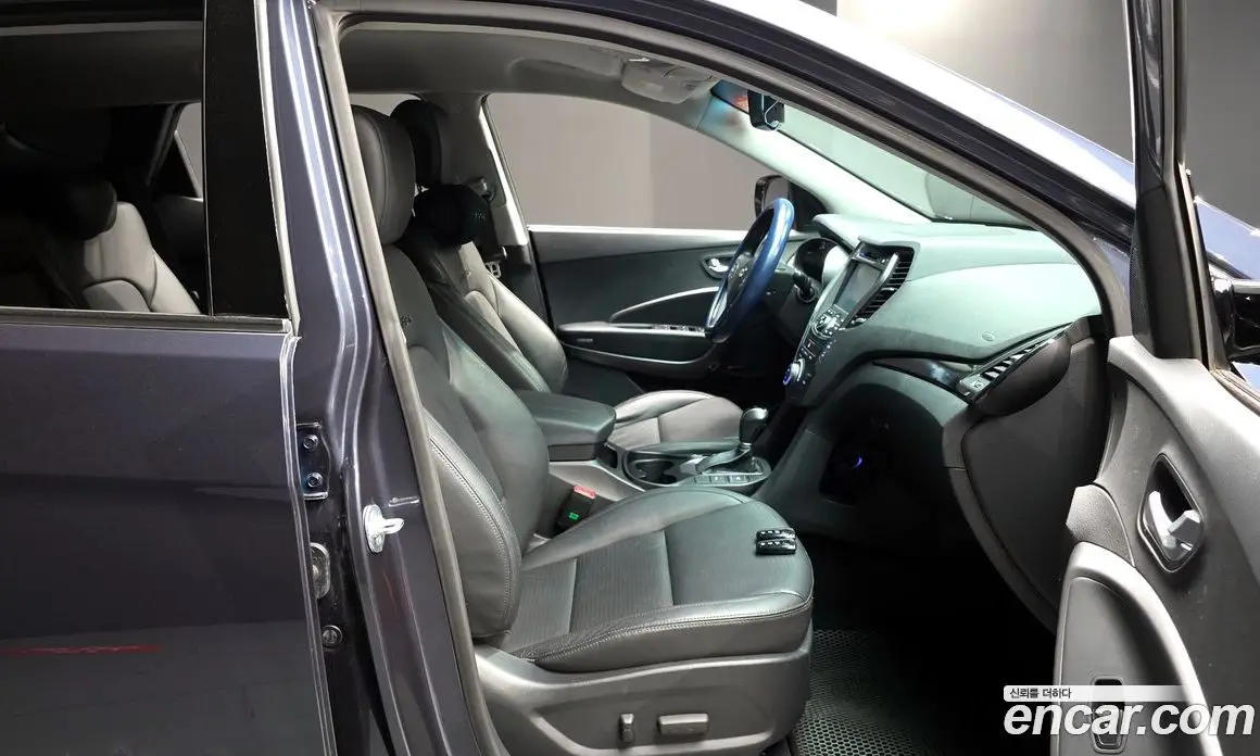 Hyundai Santa Fe 2013 2.0 автомат (гидро), фото 17 Hyundai Santa Fe 2013 2.0 автомат (гидро), фото 17