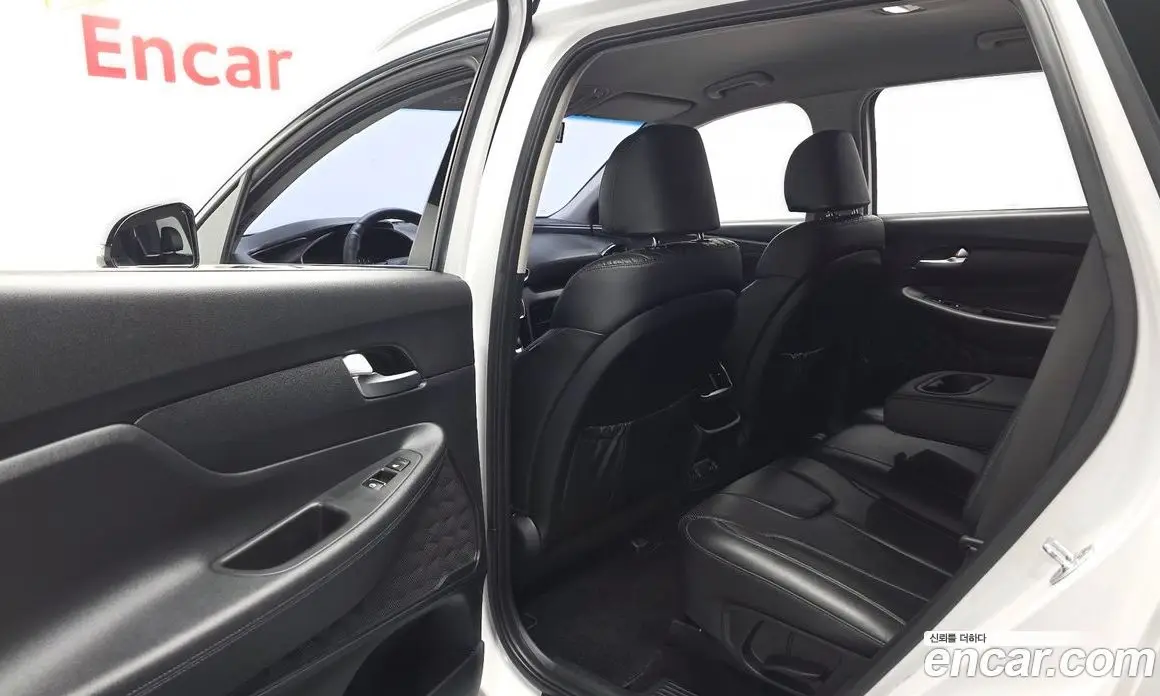 Hyundai Santa Fe 2018 2.0 автомат (гидро), фото 16 Hyundai Santa Fe 2018 2.0 автомат (гидро), фото 16