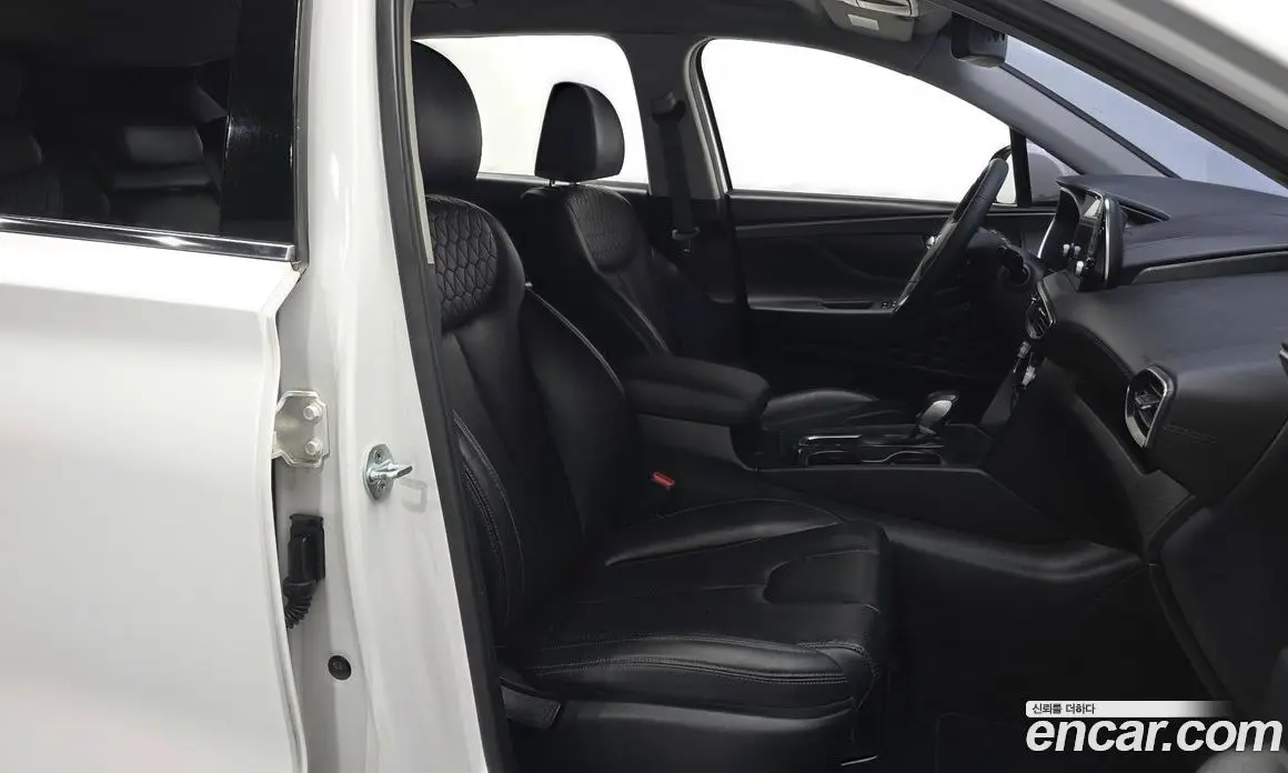 Hyundai Santa Fe 2018 2.0 автомат (гидро), фото 17 Hyundai Santa Fe 2018 2.0 автомат (гидро), фото 17