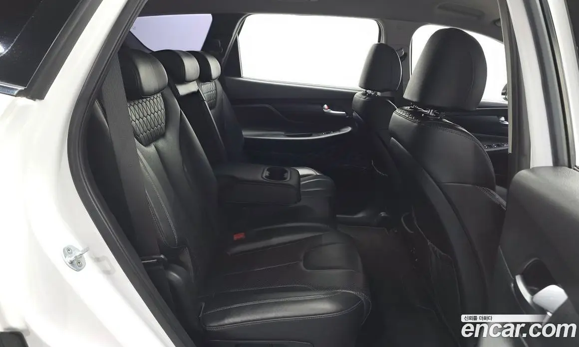 Hyundai Santa Fe 2018 2.0 автомат (гидро), фото 18 Hyundai Santa Fe 2018 2.0 автомат (гидро), фото 18