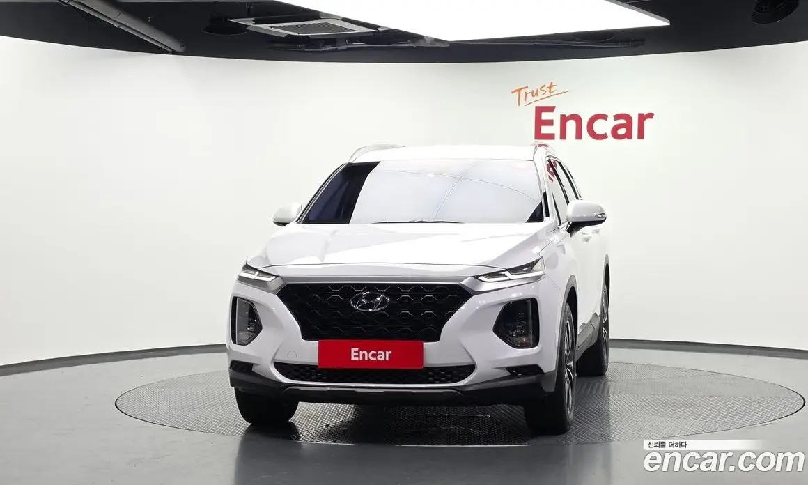 Hyundai Santa Fe 2018 2.0 автомат (гидро), фото 3 Hyundai Santa Fe 2018 2.0 автомат (гидро), фото 3