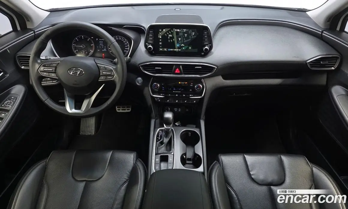 Hyundai Santa Fe 2018 2.0 автомат (гидро), фото 10 Hyundai Santa Fe 2018 2.0 автомат (гидро), фото 10