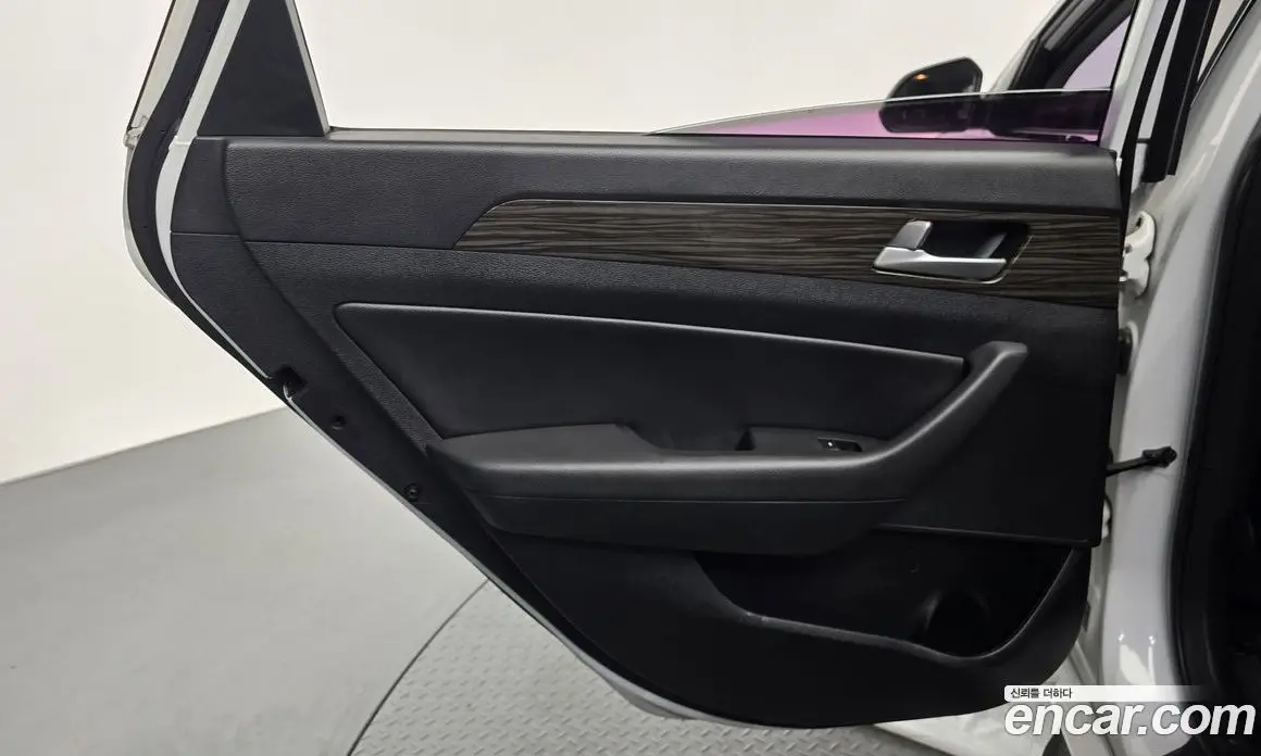 Hyundai Sonata 2015 2.0 автомат (гидро), фото 14