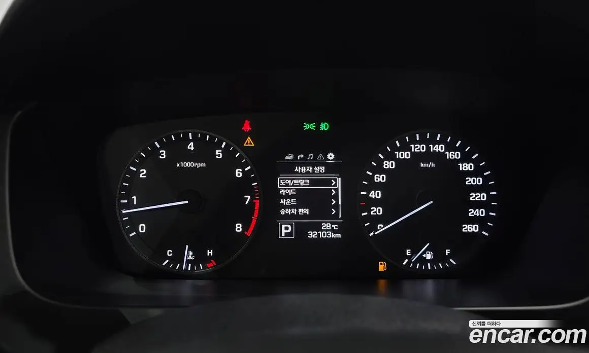 Hyundai Sonata 2015 2.0 автомат (гидро), фото 10