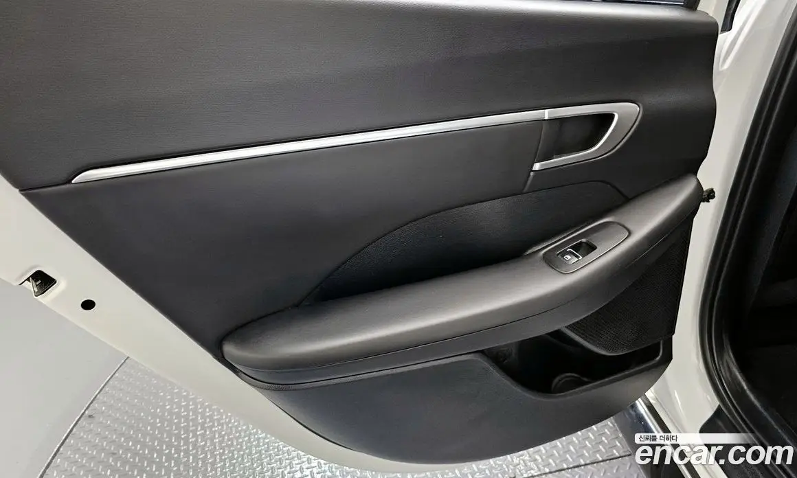 Hyundai Sonata 2022 2.0 автомат (гидро), фото 15