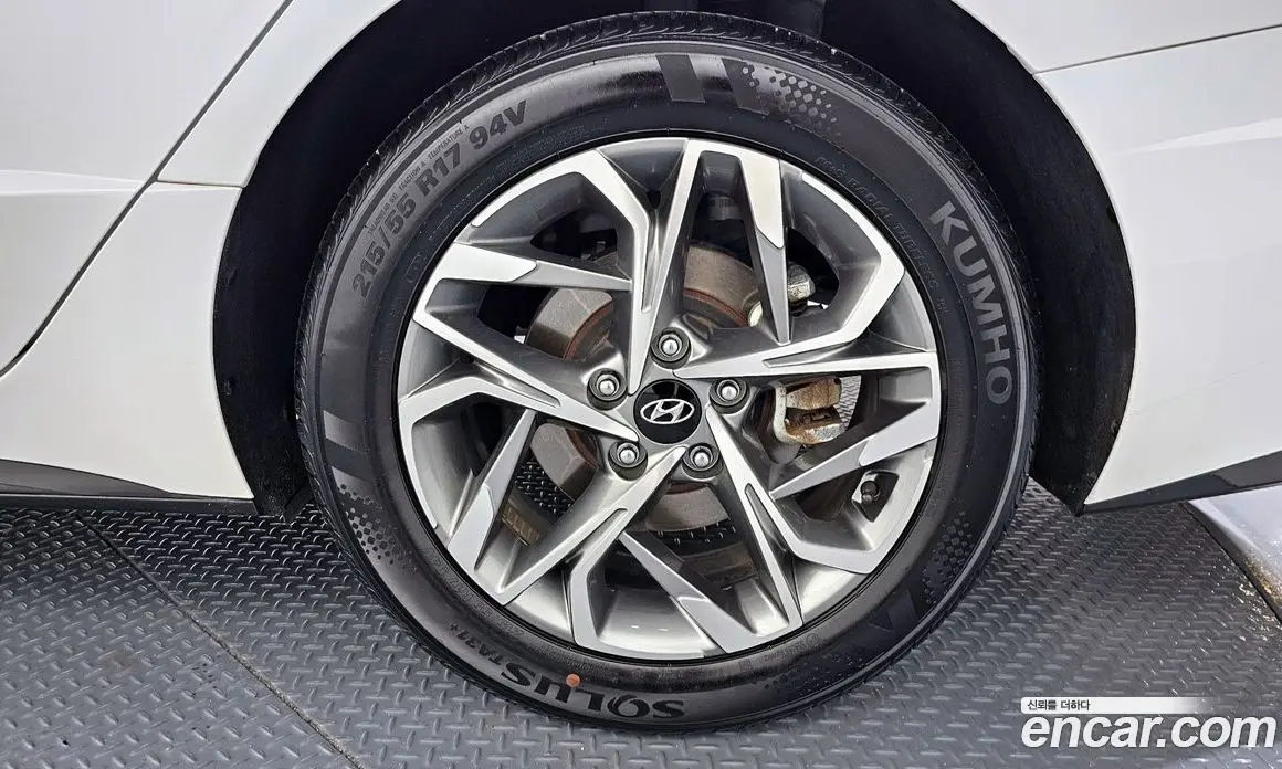 Hyundai Sonata 2022 2.0 автомат (гидро), фото 7