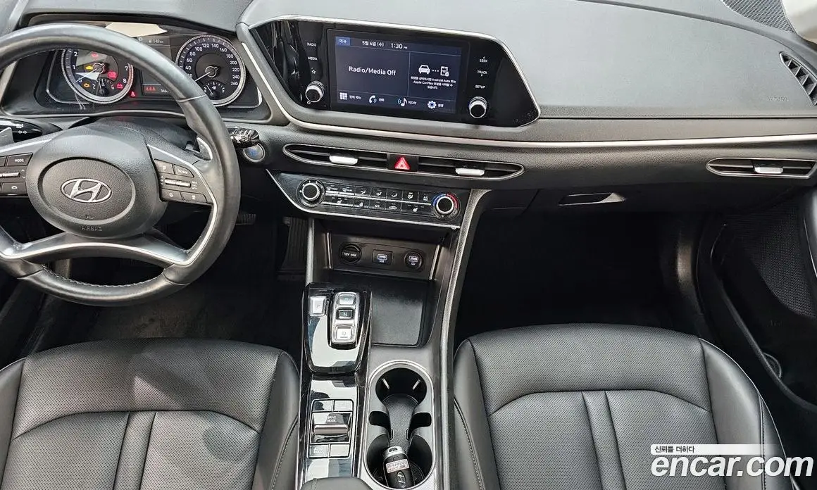 Hyundai Sonata 2022 2.0 автомат (гидро), фото 10