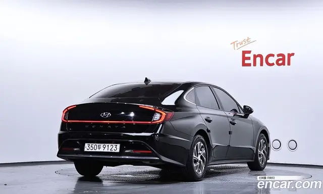 Hyundai Sonata 2023 2.0 автомат (гидро), миниатюра 2 Hyundai Sonata 2023 2.0 автомат (гидро), миниатюра 2