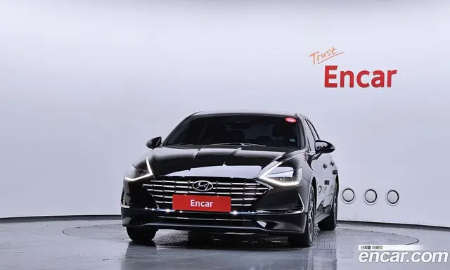 Hyundai Sonata 2023 2.0 автомат (гидро), миниатюра 3 Hyundai Sonata 2023 2.0 автомат (гидро), миниатюра 3