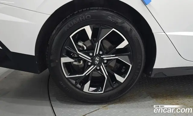 Hyundai Sonata 2024 2.0 автомат (гидро), миниатюра 5