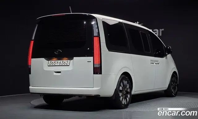 Hyundai Staria 2021 2.2 автомат (гидро), миниатюра 2 Hyundai Staria 2021 2.2 автомат (гидро), миниатюра 2
