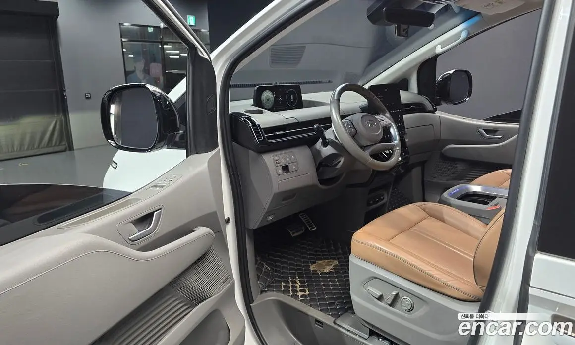 Hyundai Staria 2021 2.2 автомат (гидро), фото 13 Hyundai Staria 2021 2.2 автомат (гидро), фото 13