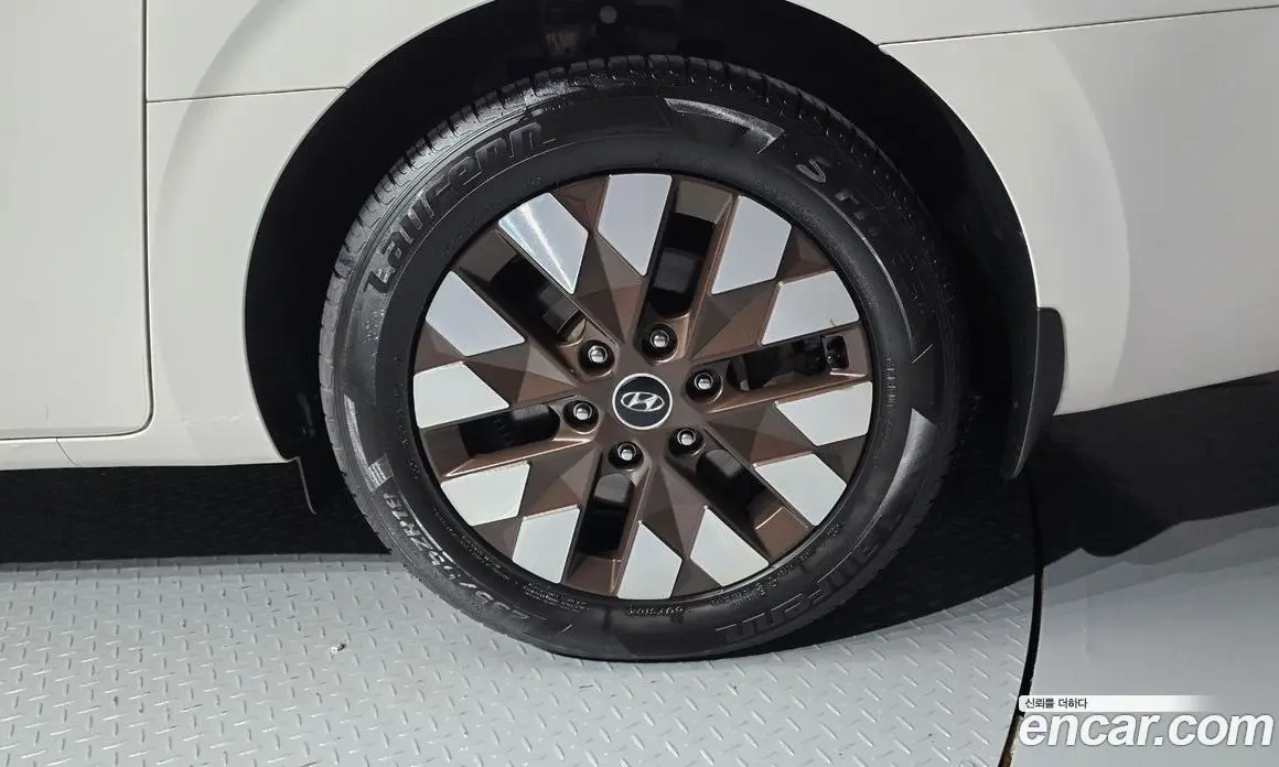 Hyundai Staria 2021 2.2 автомат (гидро), фото 7 Hyundai Staria 2021 2.2 автомат (гидро), фото 7