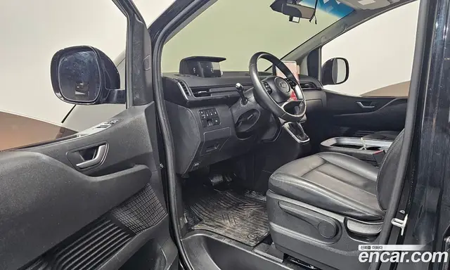 Hyundai Staria 2023 2.2 автомат (гидро), миниатюра 12