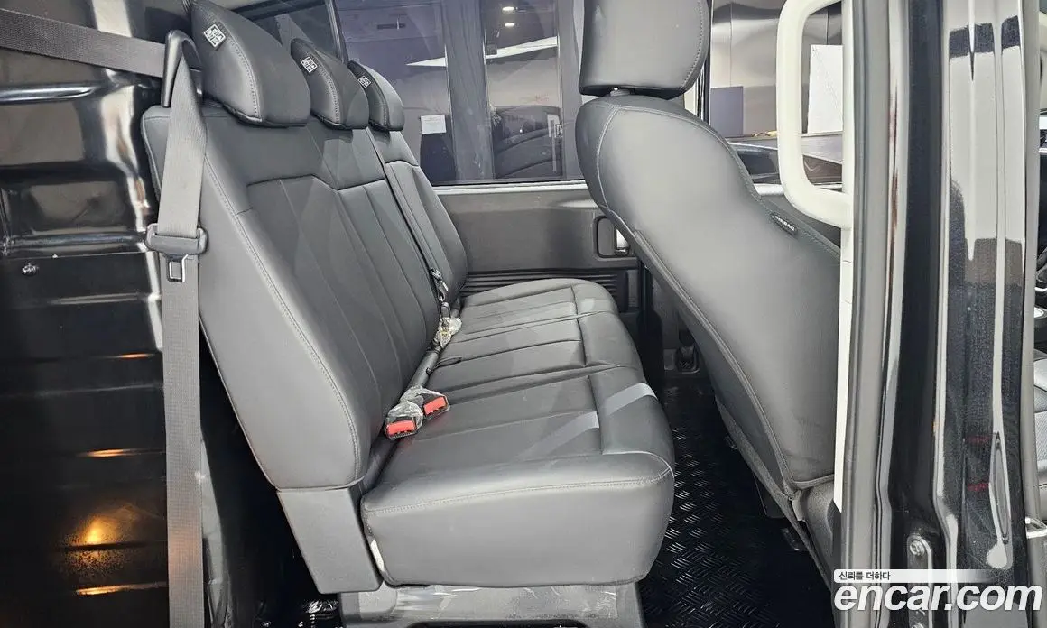 Hyundai Staria 2023 2.2 автомат (гидро), фото 16