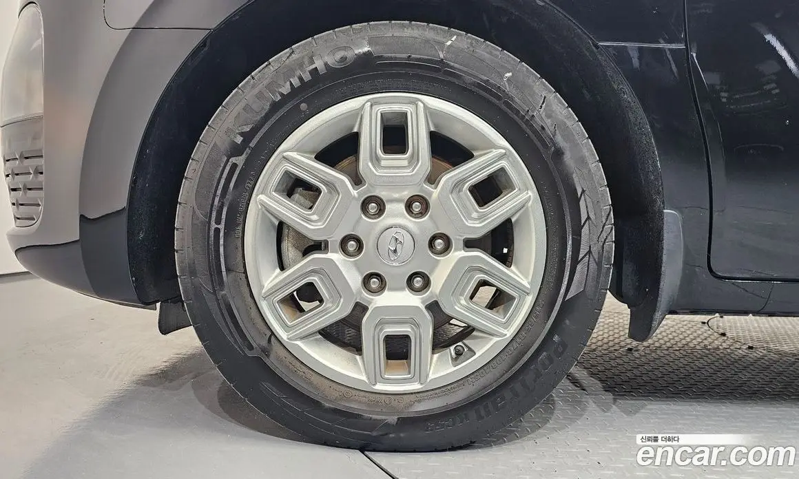 Hyundai Staria 2023 2.2 автомат (гидро), фото 4