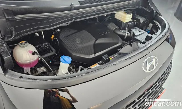 Hyundai Staria 2023 2.2 автомат (гидро), миниатюра 5